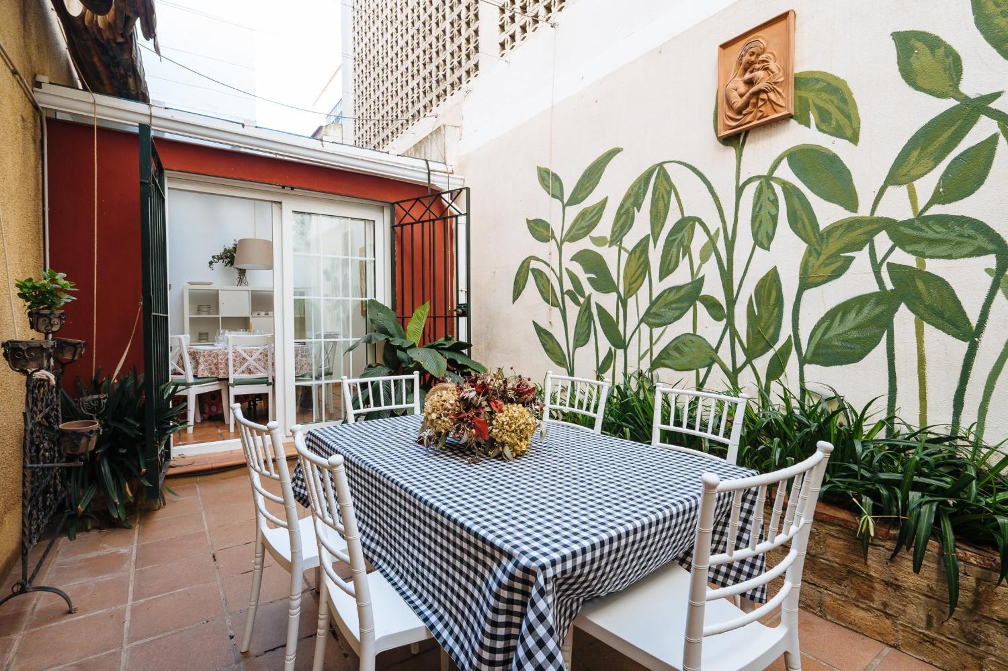 Casa Tiroline Holiday home Seville